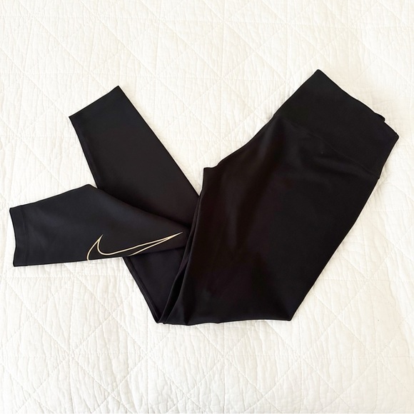 Nike Pants - NEW NIKE Leggings Tight Fit Mid Rise Full Length Black Gold Large
